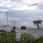 فيلة Magnifique A 20m *