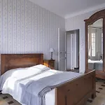 Magnifique A 20m Villa